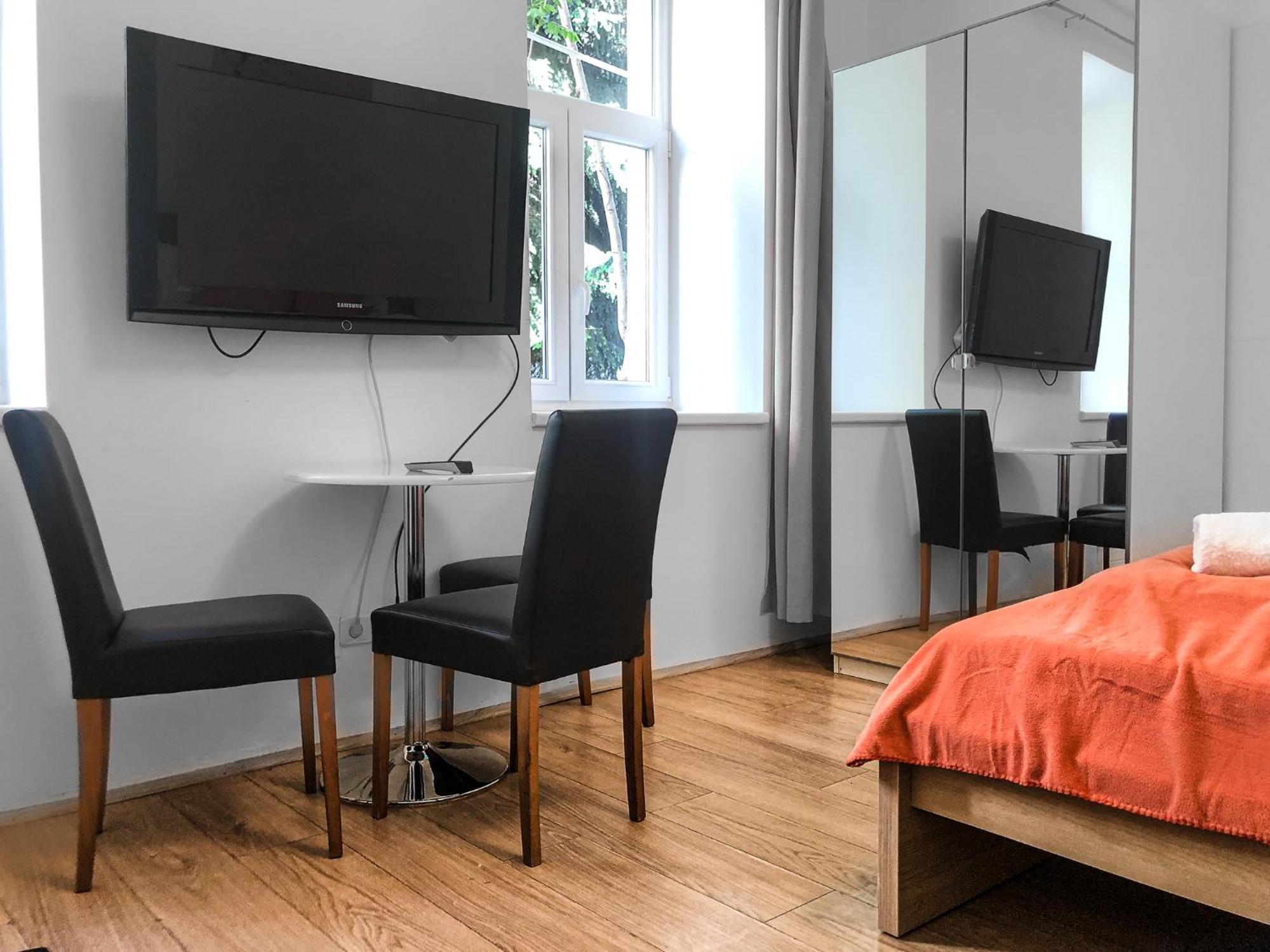 Lovely 2Br Shared Apartment, Enkplatz U3, 15Min To Center Viena Exterior foto